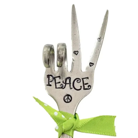 It Takes A Long Time To Cultivate An Old Friend Garden Metal Spoon Marker (Option: 2 Peace)